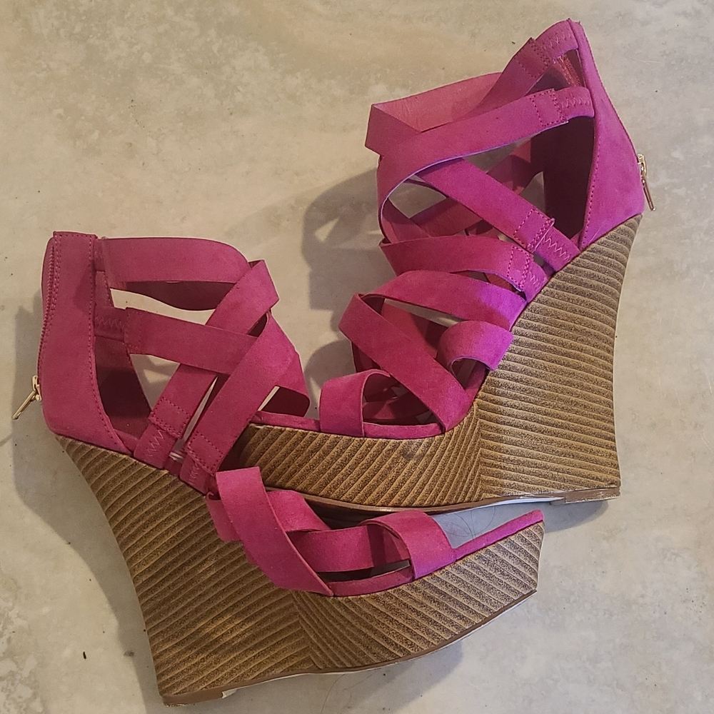 Beautiful Platforms - Picture 4 of 4